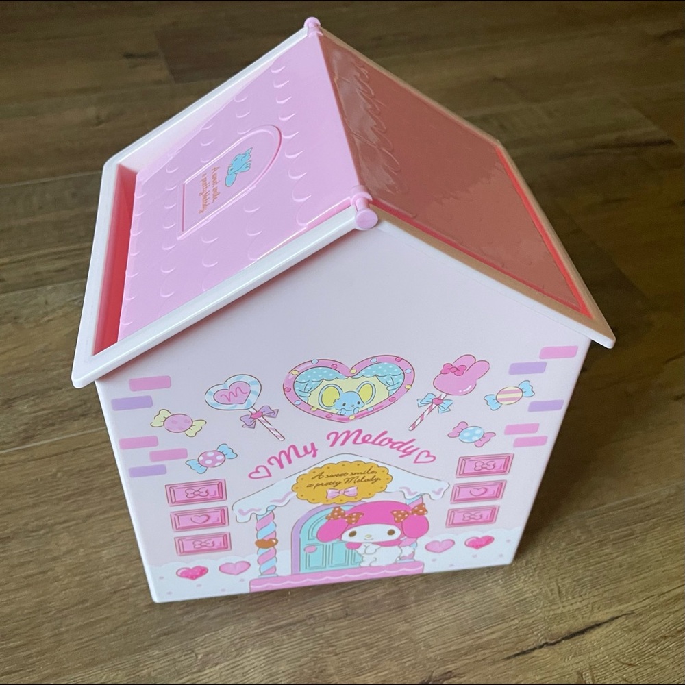 MY MELODY-Imported (NWT) Pink Plastic House Storage Container